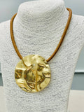 Gold Pendant Leather Necklacs